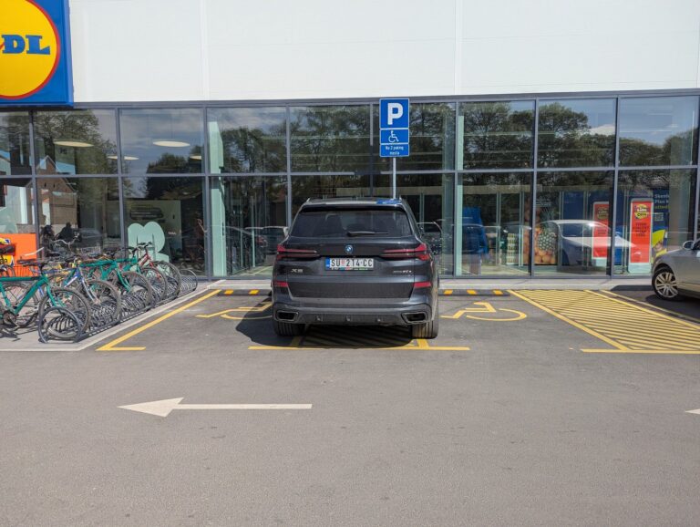 LIDL parking Backa Topola 1 768x578