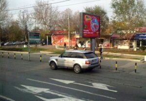 Cvetkova pijaca – džip na šinama