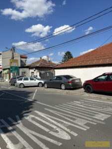 Drzavno zemljiste ili privatan parking? 🤔